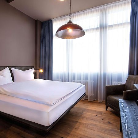 Best Western Loftstyle Hotel Stuttgart-Zuffenhausen エクステリア 写真