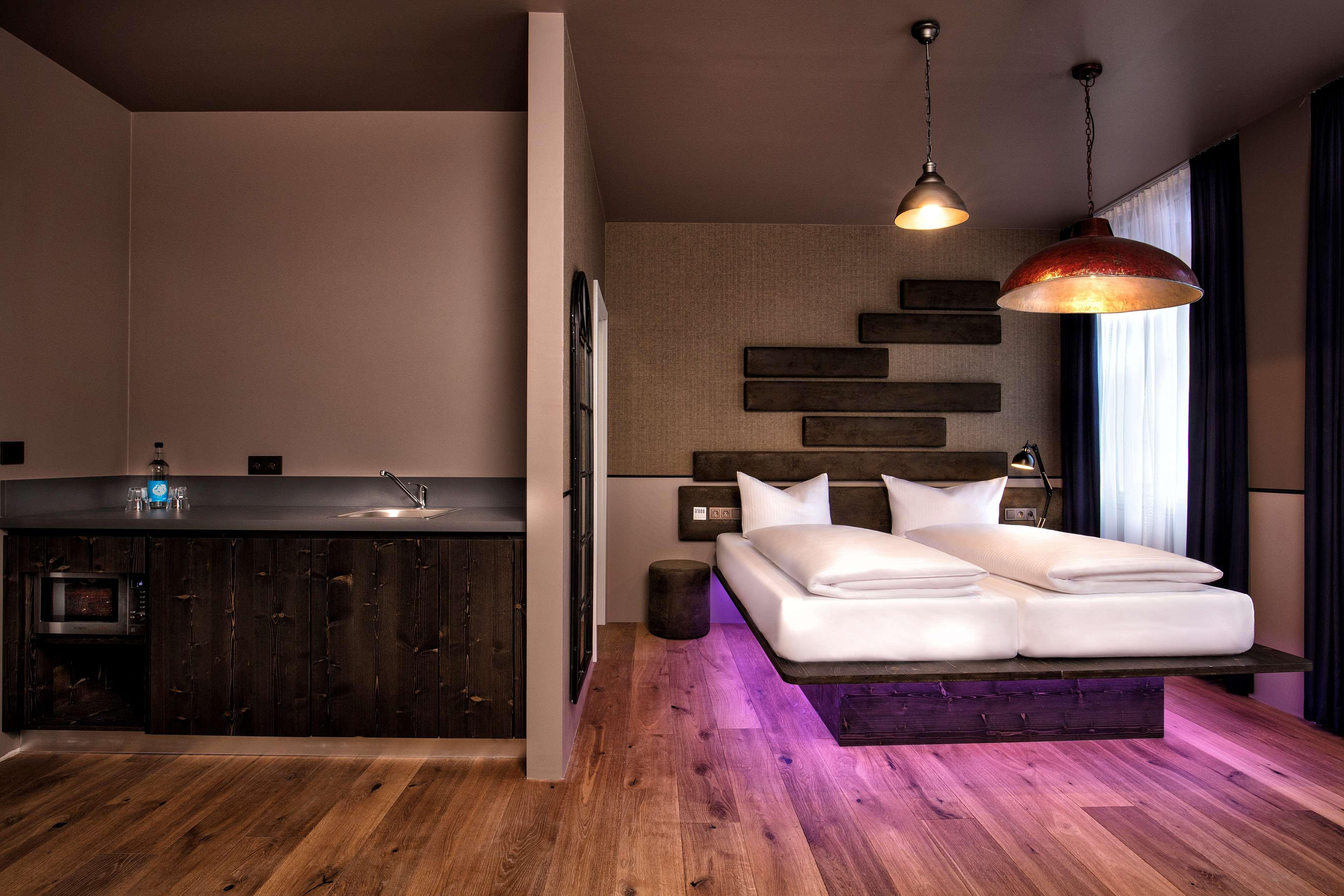 Best Western Loftstyle Hotel Stuttgart-Zuffenhausen エクステリア 写真
